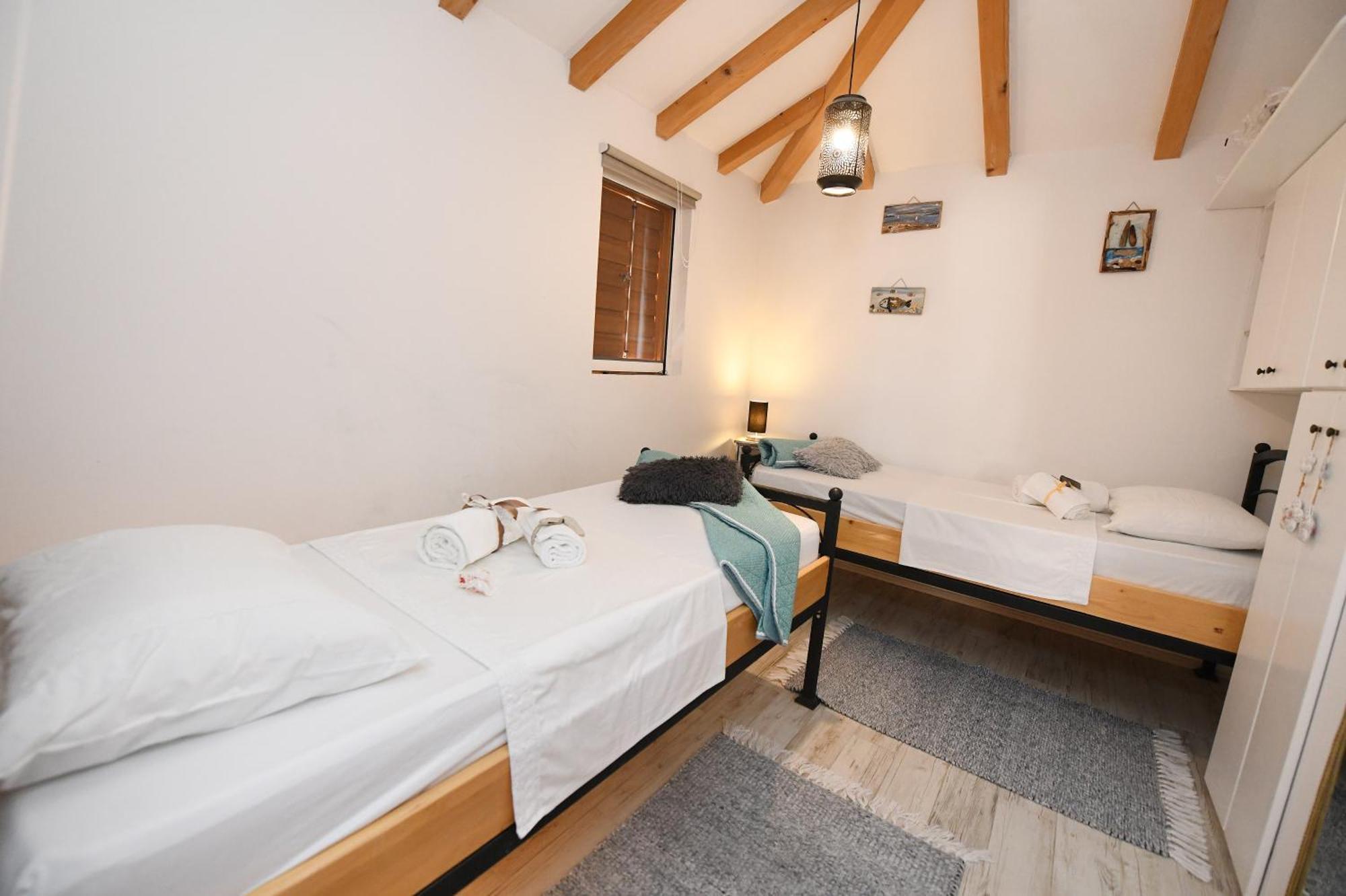 Beach House Marina Grande Betina  Ngoại thất bức ảnh